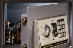 Tout savoir sur l’armoire forte de sécurité : guide pratique pour une protection optimale